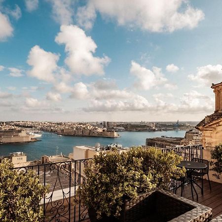 1926 Le Parisot Boutique Suites Valletta Bagian luar foto