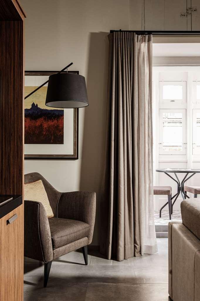 1926 Le Parisot Boutique Suites Valletta Bagian luar foto